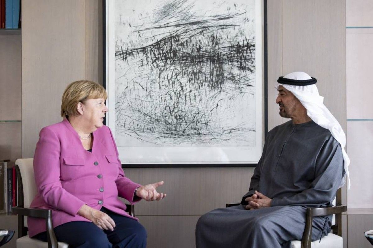 رئيس الدولة يشيد بدور أنجيلا ميركل في تطوير العلاقات الإماراتية - الألمانية