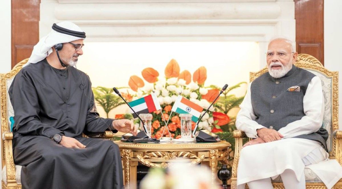 خالد بن محمد يبحث مع قادة «بريكس» تعزيز السلام والتعاون