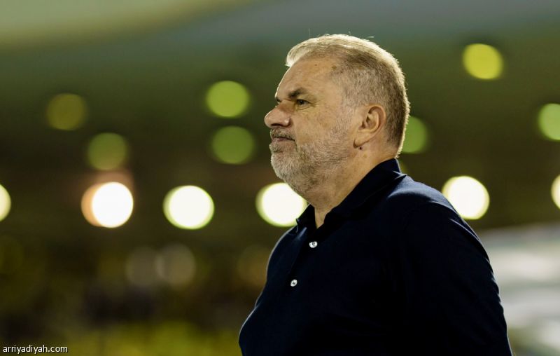 النصر يفقد كومان وغريب في العين