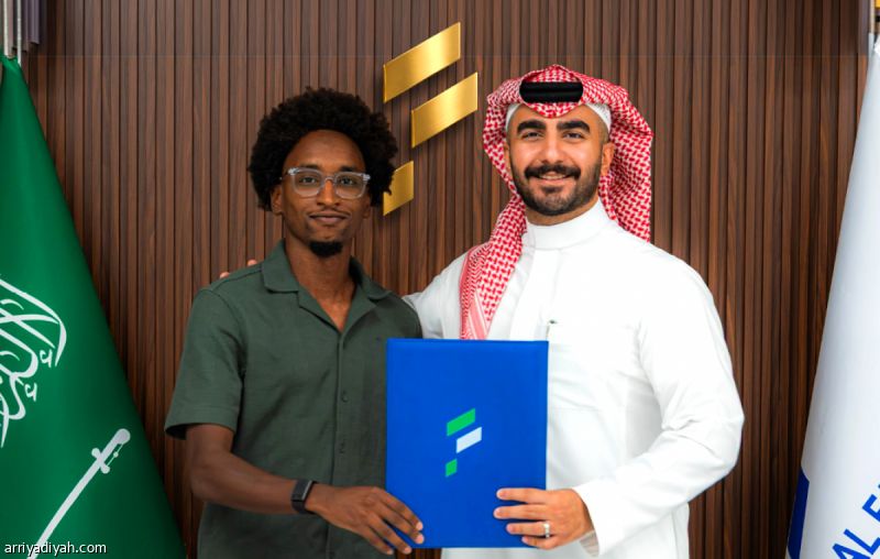 الفتح يضم الأمين موسمين