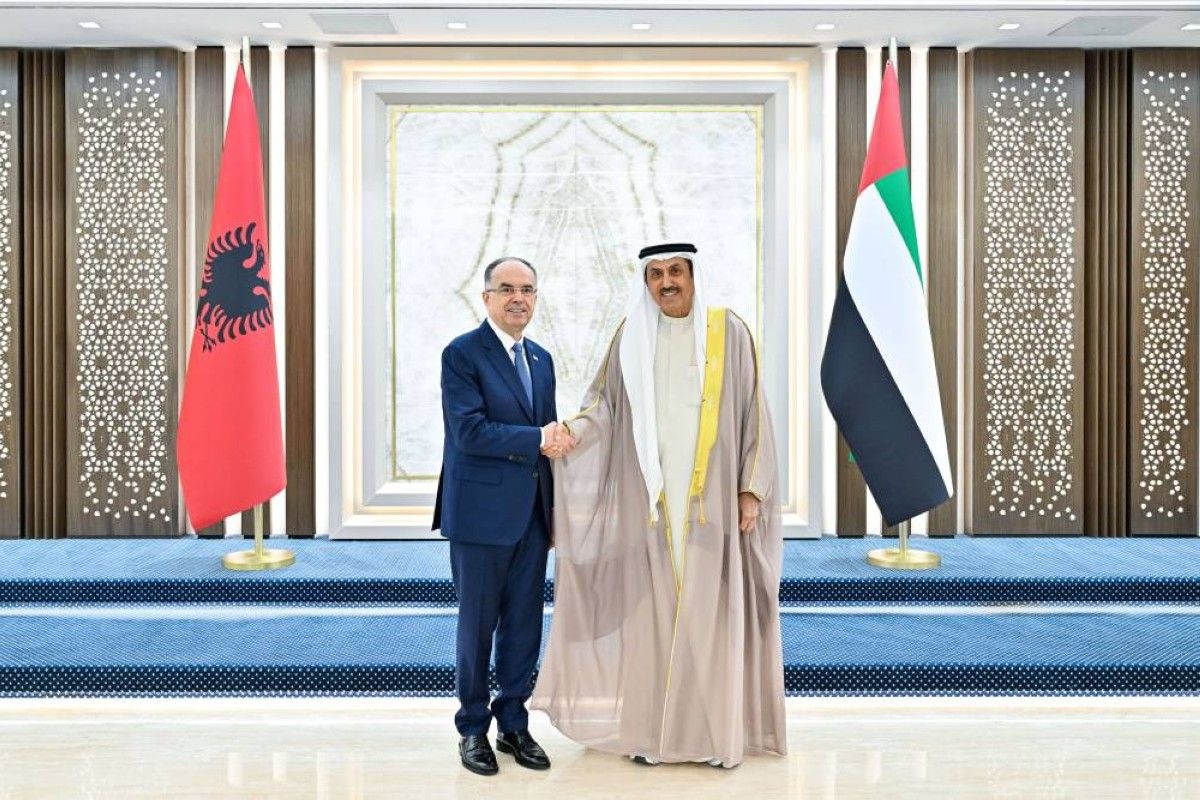 صقر غباش يلتقي رئيس ألبانيا ويؤكد أهمية تعزيز التعاون البرلماني والاستراتيجي بين البلدين