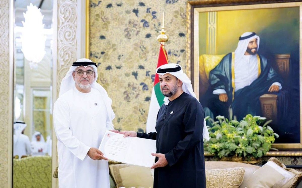 حمدان بن زايد يعيد تشكيل مجلس إدارة «الهلال الأحمر الإماراتي»