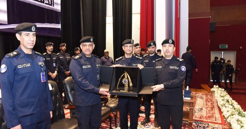 وكيل وزارة الداخلية يشهد حفل تخريج طلبة مدرسة الشرطة الدفعة «96»