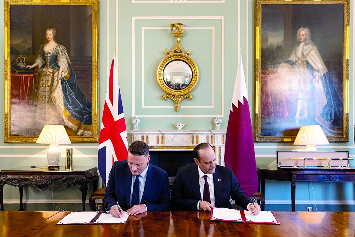 قطر وبريطانيا تمددان اتفاقية التعاون الدفاعي