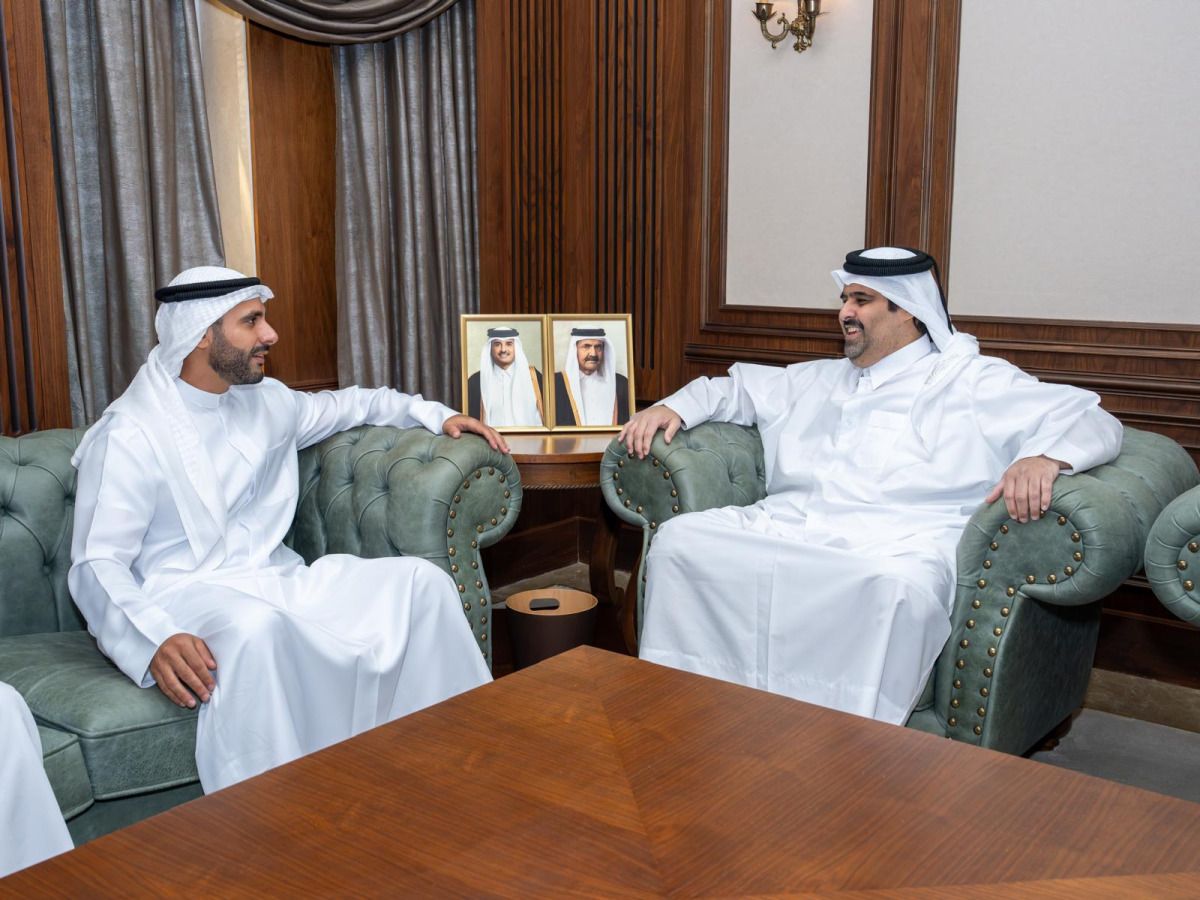 الرئيس التنفيذي للمؤسسة القطرية للإعلام يجتمع مع المدير العام لمؤسسة الإنتاج البرامجي المشترك