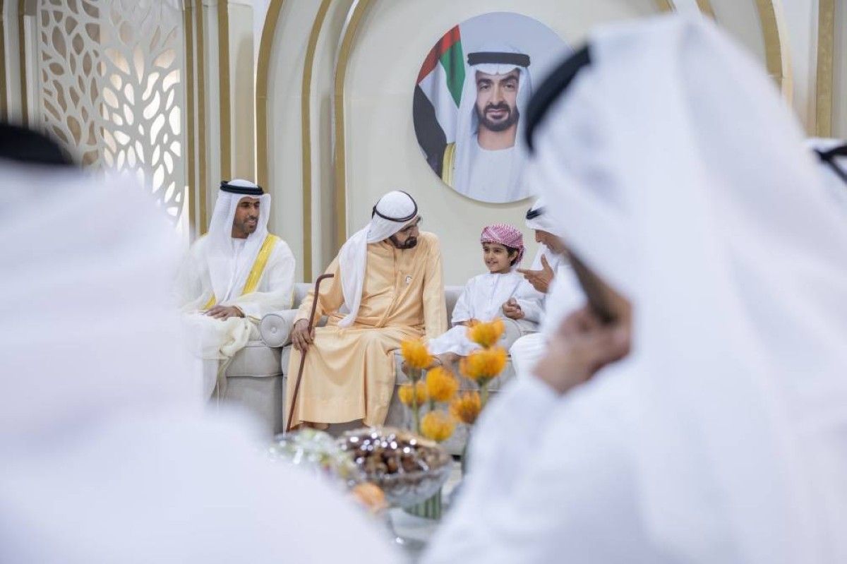 محمد بن راشد يحضر أفراح الحميري والمنصوري