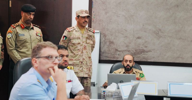 رئيس الأركان يوجه بضرورة الاستمرار في تطوير مستوى التأهيل والتدريب العسكري وفق أحدث المفاهيم