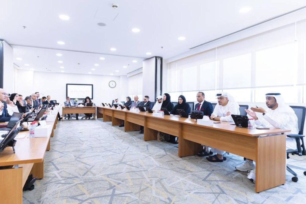 تبادل الخبرات بين «قانونية دبي» وبلديات أبوظبي