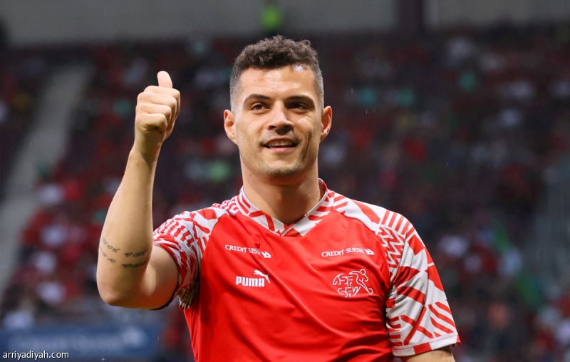 سويسرا تفقد القائد بعد الاعتراف بالتزوير