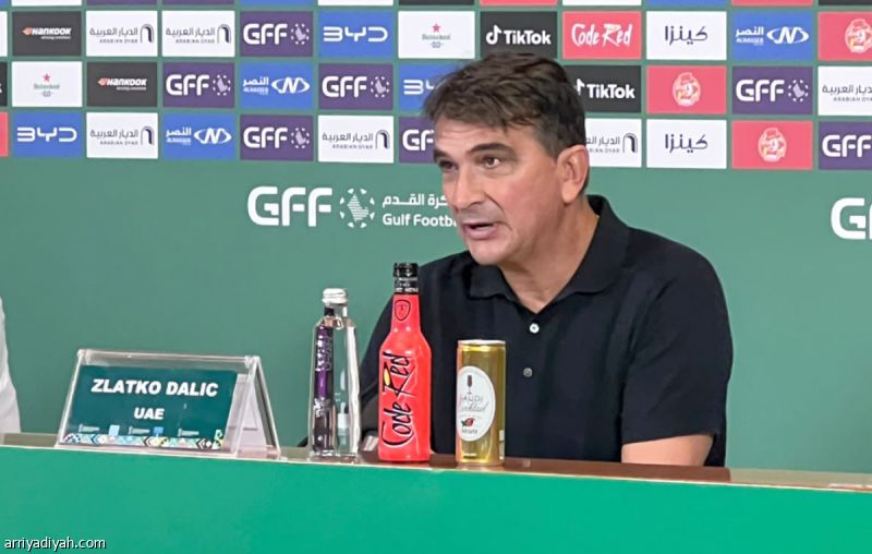 زلاتكو: هدفي بناء منتخب إماراتي جديد