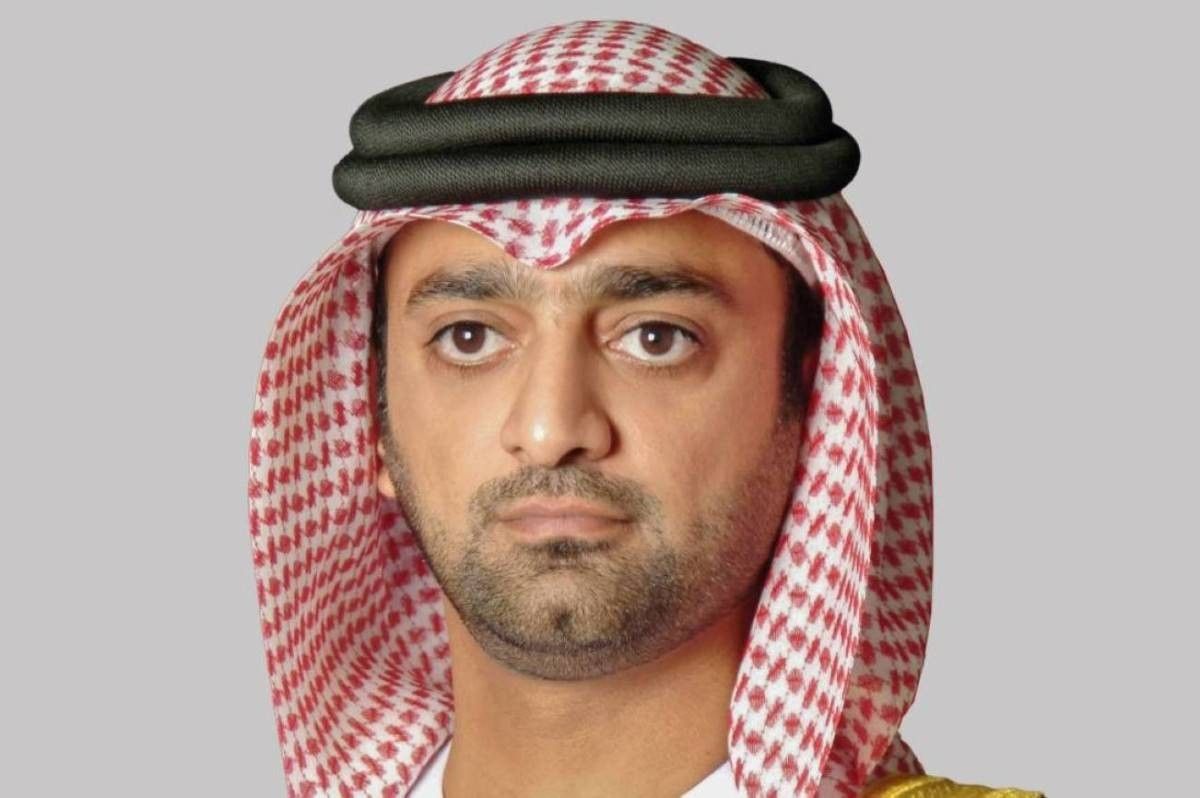 عمار بن حميد يطلع على مشاريع التطوير العقاري في منطقة الزورا بعجمان