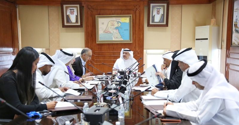 العمر في اجتماع اللجنة العليا المنظمة لمعرض الكويت الدولي للكتاب في دورته الـ49