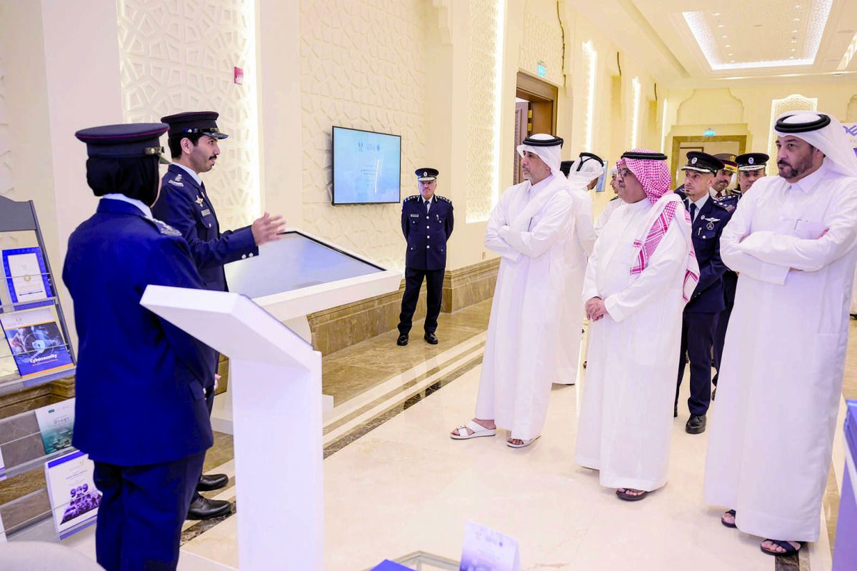 أكاديمية الشرطة تناقش استخدامات الذكاء الاصطناعي في المجالات الأمنية