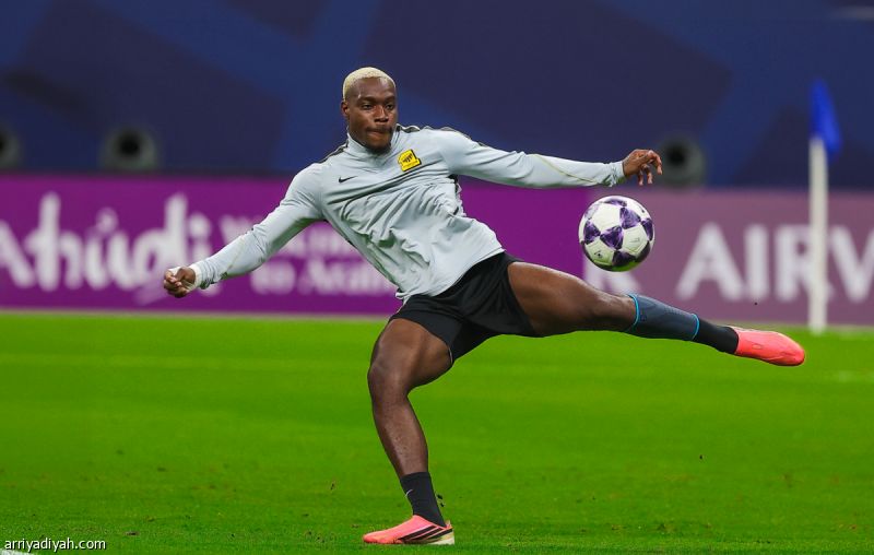 الاتحاد.. فيسينج يترقب تقرير إيليخينيا