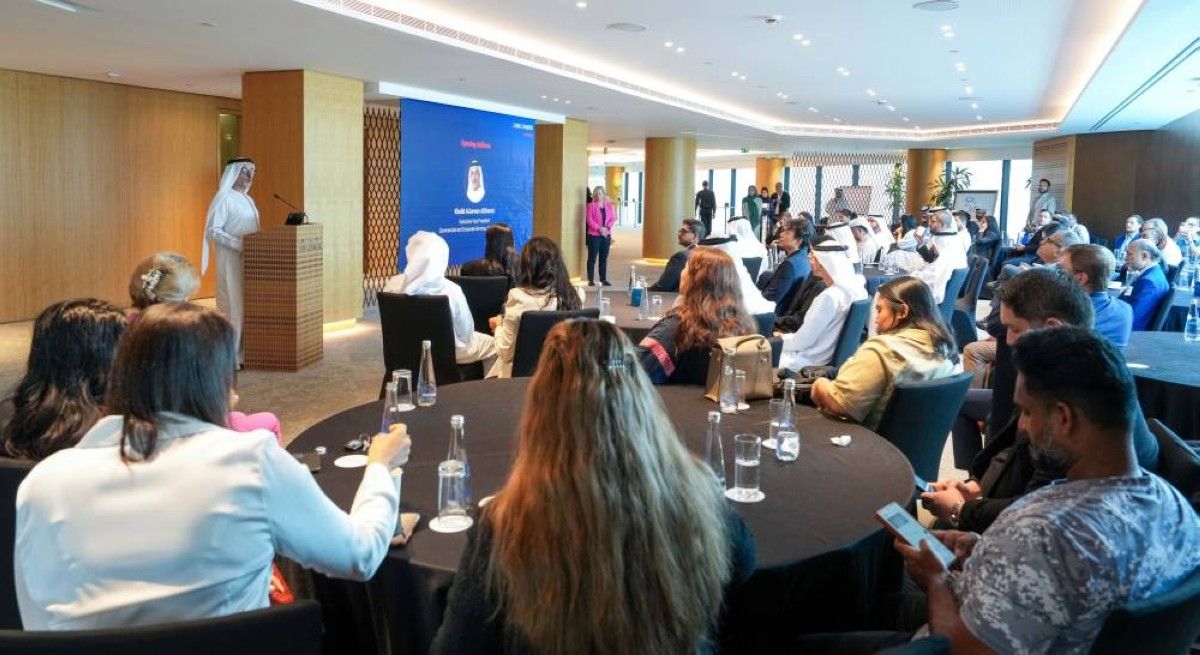 غرف دبي تعرّف 120 شركة في المناطق الحرة بخدمات دعم الأعمال وفرص التوسع