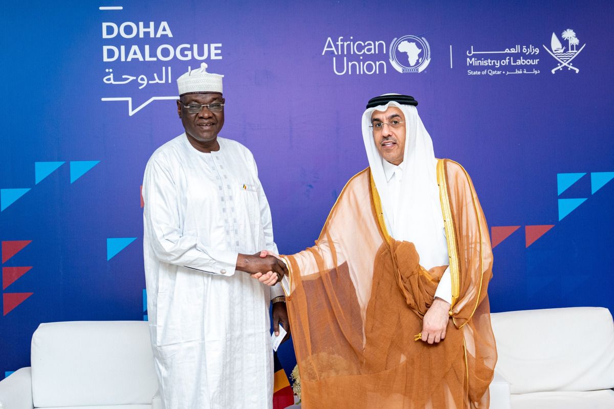 وزير العمل يجتمع مع عدد من نظرائه وكبار المسؤولين المشاركين في حوار الدوحة الثاني بشأن تنقل العمالة بين أفريقيا ودول مجلس التعاون لدول الخليج العربية