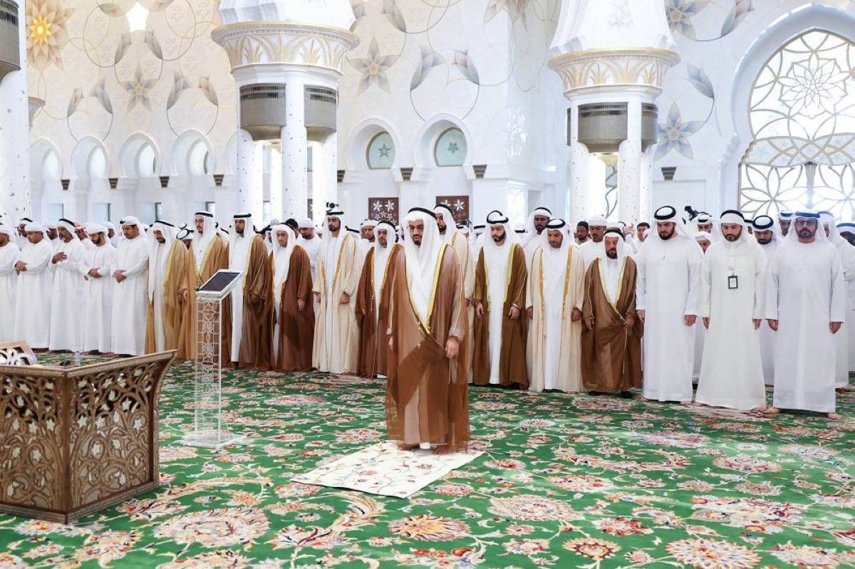 تلبية لدعوة رئيس الدولة.. أداء صلاة الاستسقاء في مساجد الإمارات بمشاركة واسعة من أفراد المجتمع