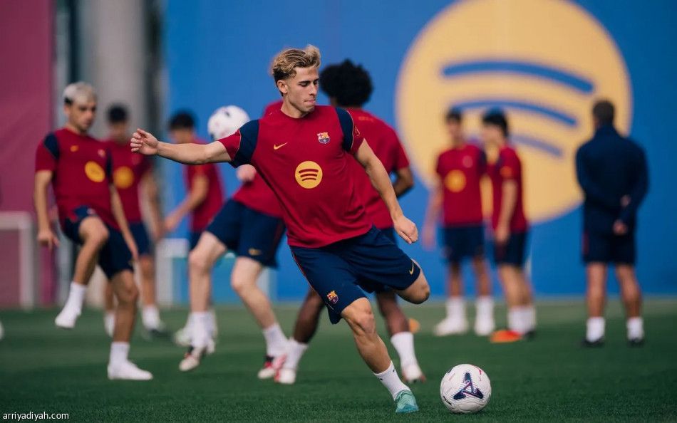 برشلونة يمدد عقد إسبارت إلى 2030