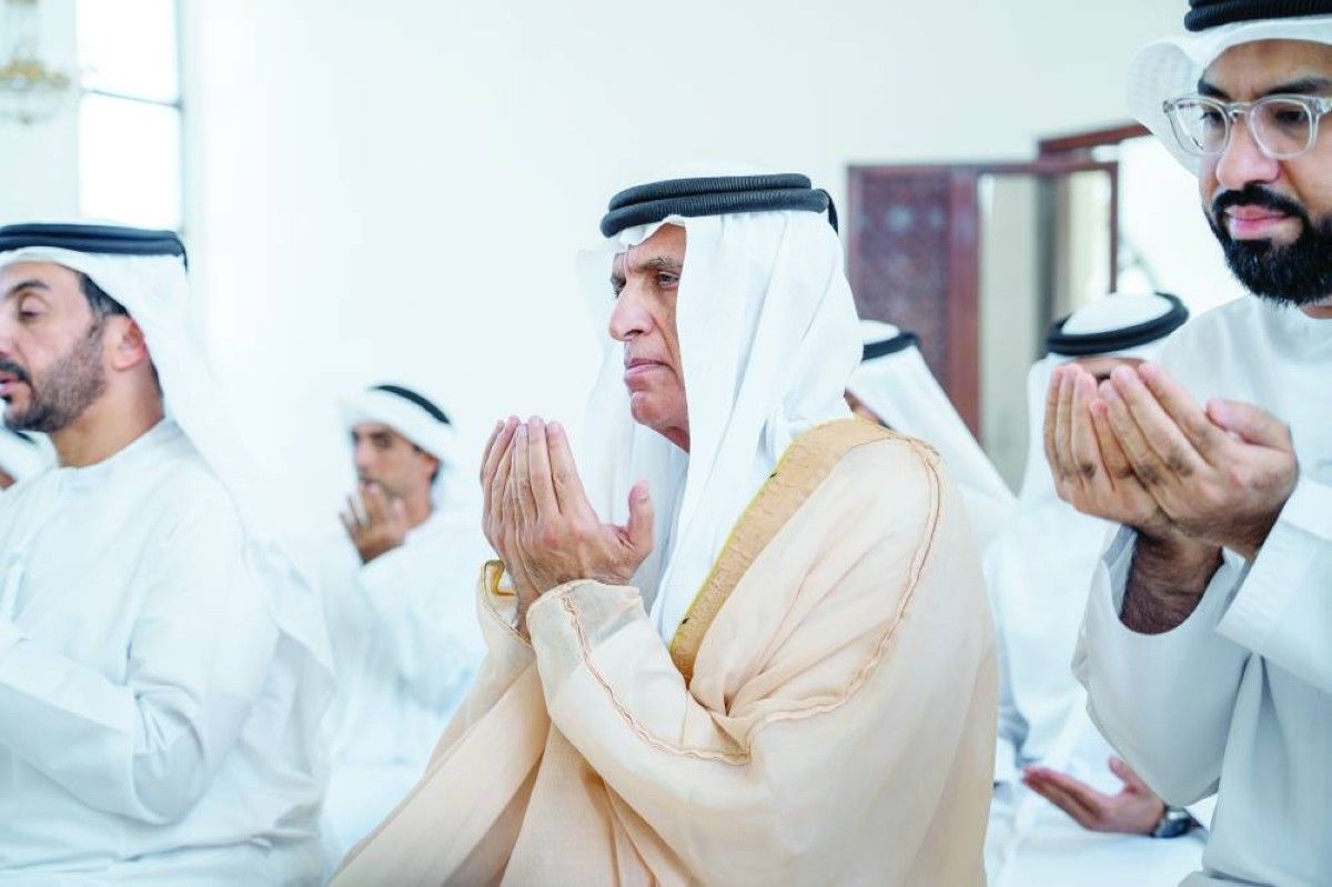 استجابة لتوجيهات رئيس الدولة.. أداء صلاة الاستسقاء في مساجد الإمارات