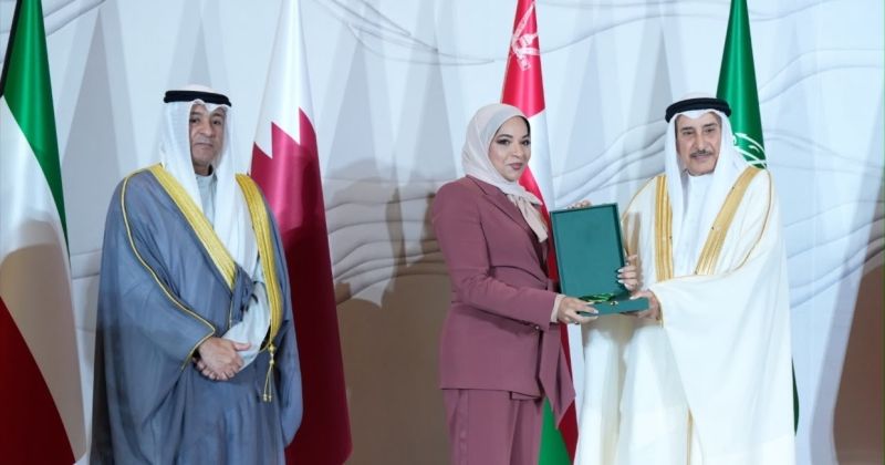 منح وكيل «الخدمات الطبية الأهلية» وسام مجلس التعاون للخدمة المدنية والتنمية الإدارية
