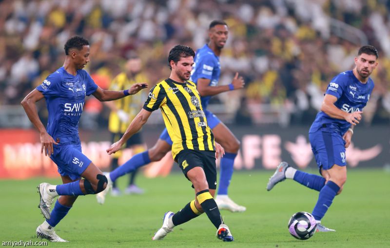 «كلاسيكو» الدور الأول.. سيطرة هلالية وغياب اتحادي