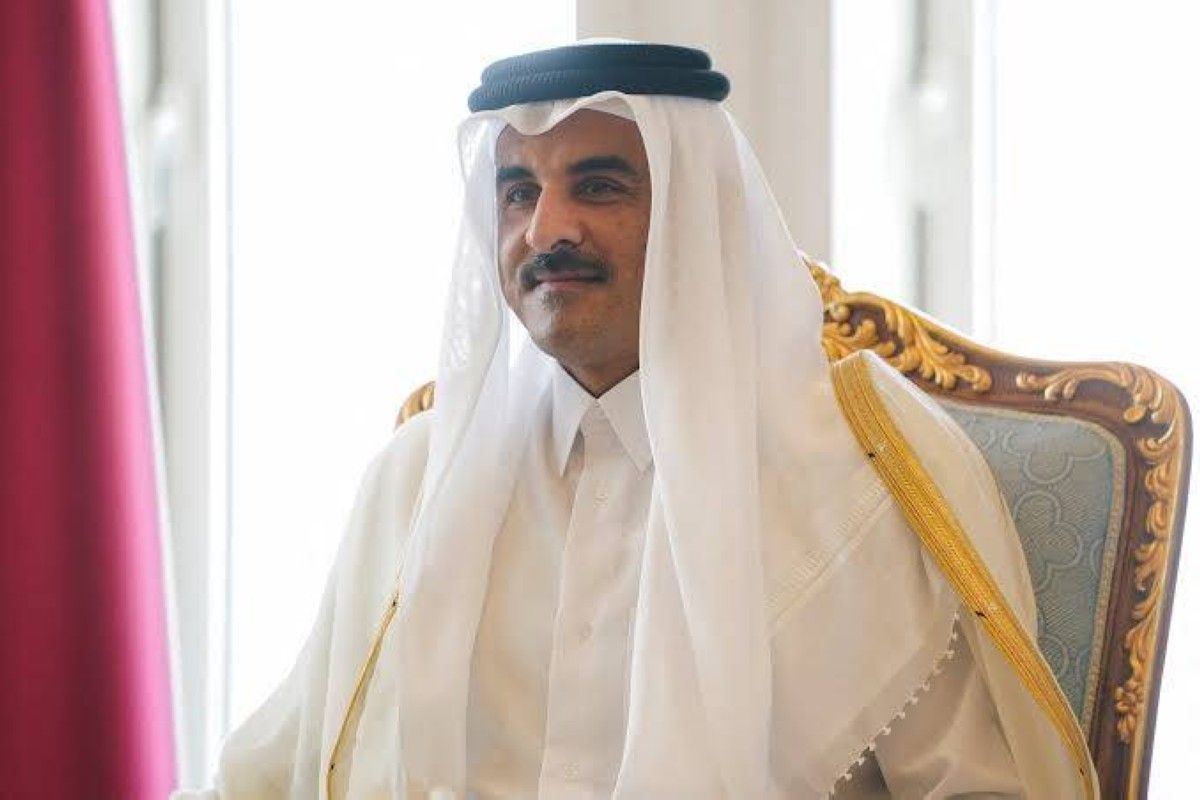 أمير قطر يقول: الحرب خفّضت إيرادات الدولة 42%