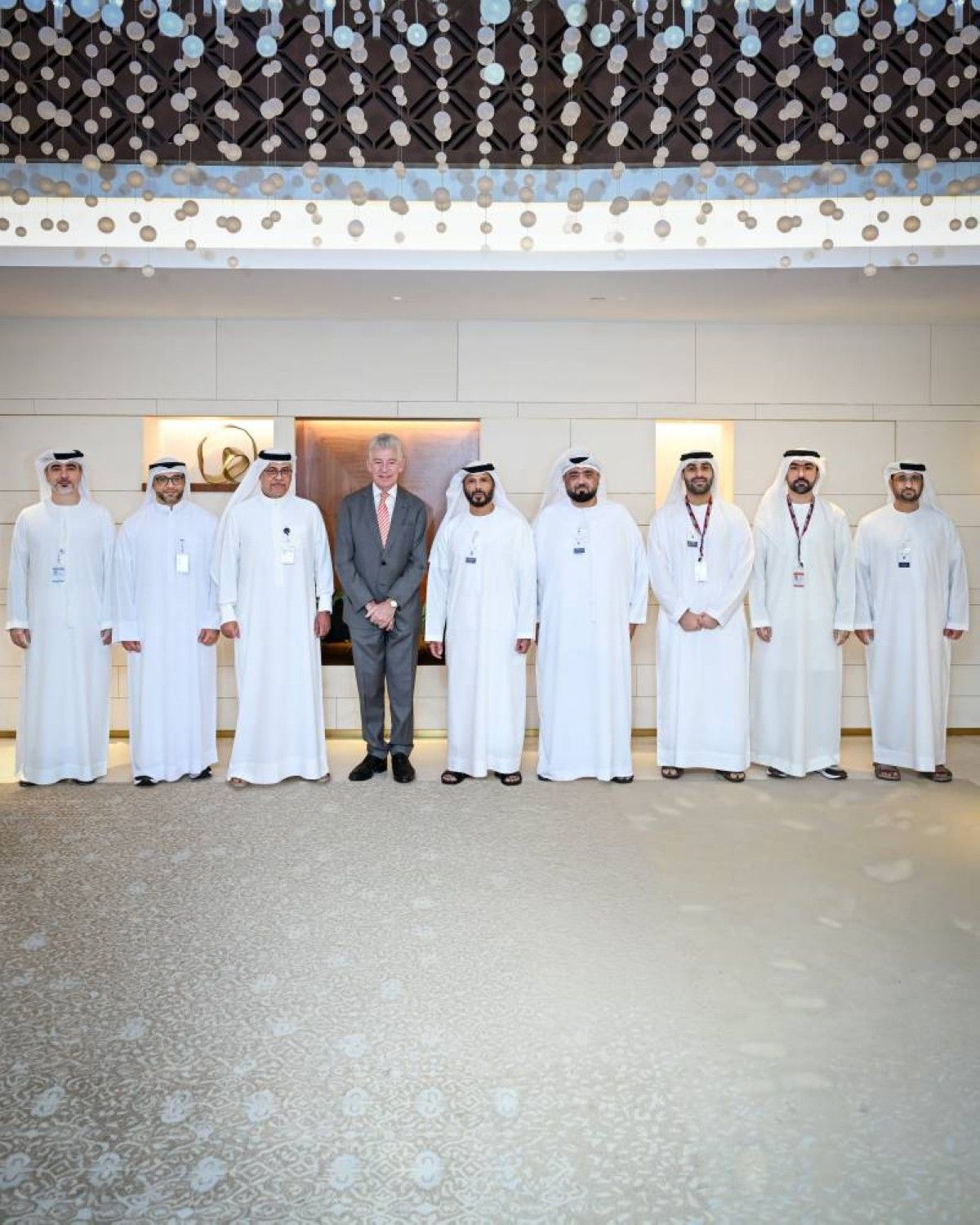 بلدية دبي تكرم مطارات دبي تقديراً لجهودها في مجال الإدارة المستدامة للنفايات