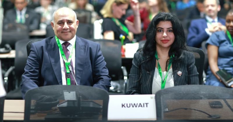 نوف بهبهاني خلال مشاركتها في القمة