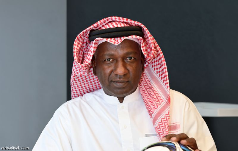 «أصدقاء» اللاعبين القدامى تحصد جائزتين عربيتين