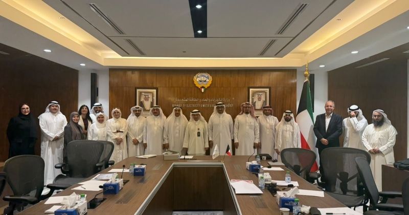 «الكهرباء والماء» تبحث مع هيئة الربط الكهربائي الخليجي استعدادات صيف 2027