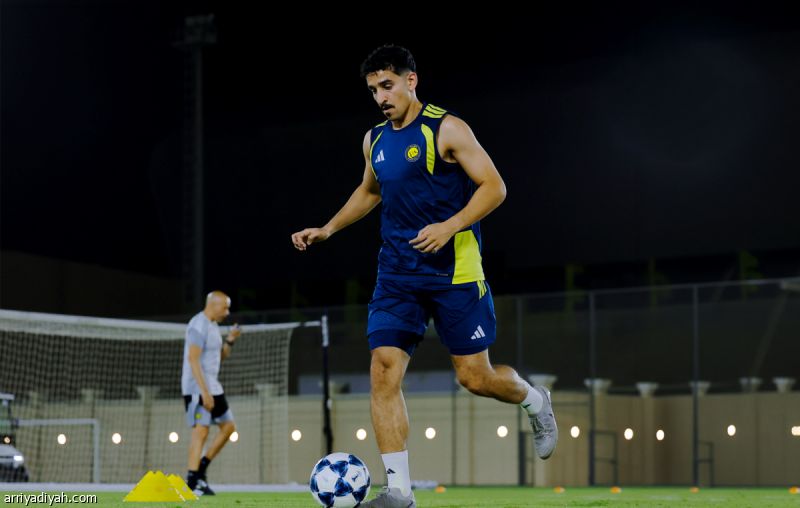 تمزق يبعد الشراري عن النصر
