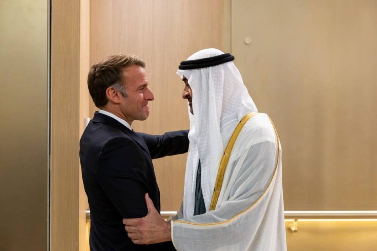 رئيس الدولة والرئيس الفرنسي يبحثان علاقات التعاون والتطورات الإقليمية