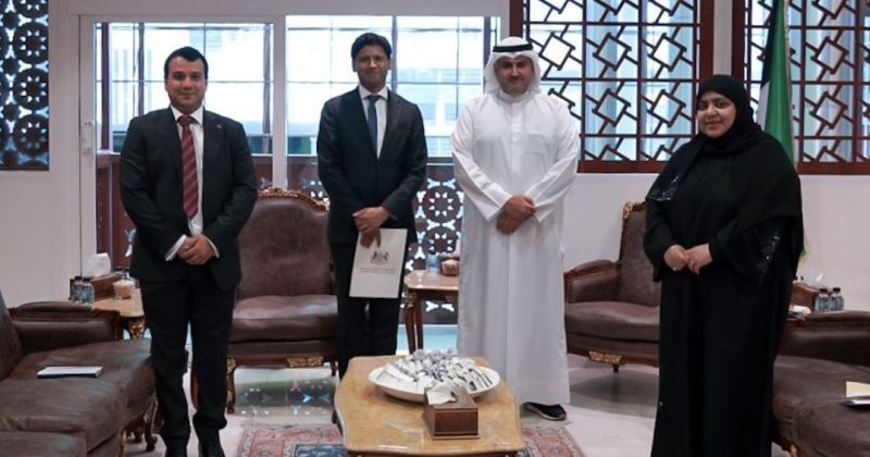 السميط مُستقبلاً قدسي رشيد بحضور وكيلة الوزارة عواطف السند