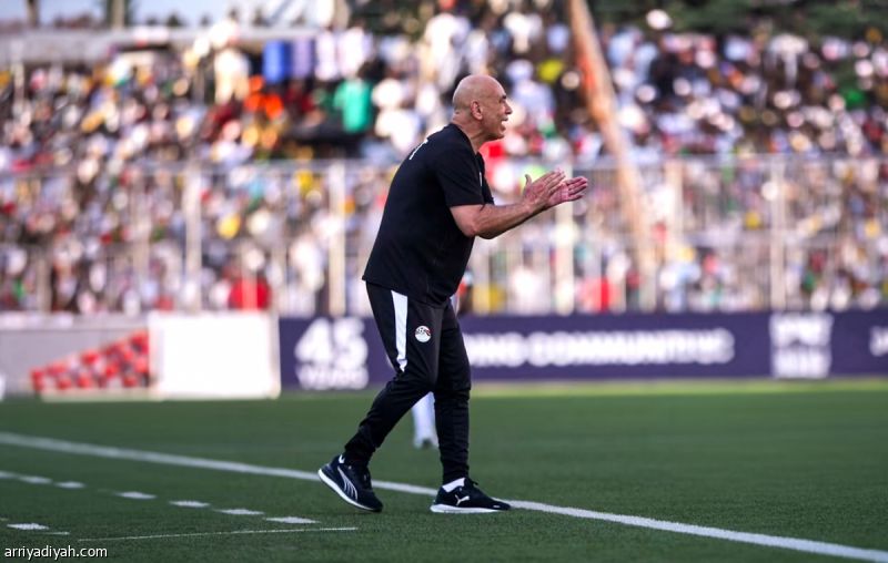«فيفا» يوقف التوأم حسن وزيكو 8 مباريات