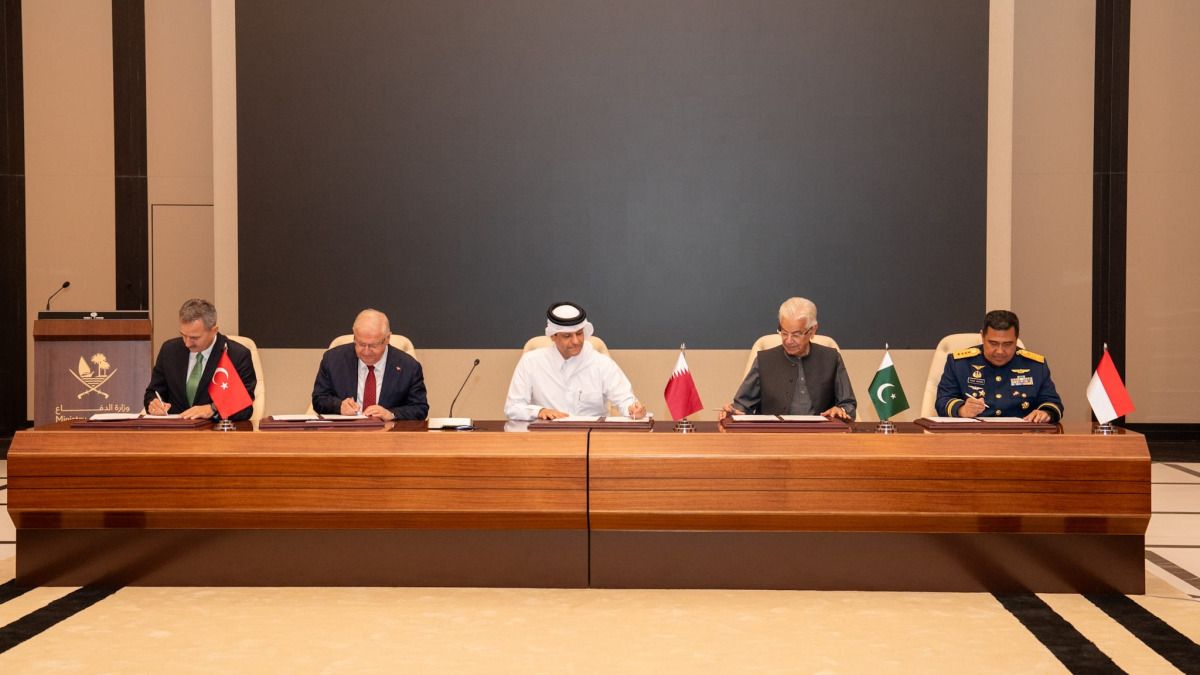 قطر وإندونيسيا وباكستان وتركيا توقع مذكرة تفاهم "بدر" لتعزيز التعاون في الصناعات الدفاعية
