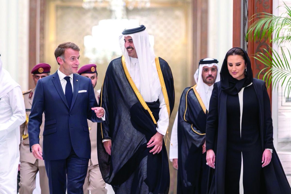 مباحثات مثمرة مع الرئيس ماكرون.. سمو الأمير عبر منصة «إكس»: تعزيز الشراكة الاستراتيجية مع فرنسا
