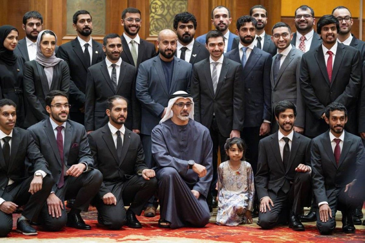 على هامش زيارته الرسمية إلى كندا.. خالد بن محمد يلتقي عدداً من الطلبة الإماراتيين المبتعثين
