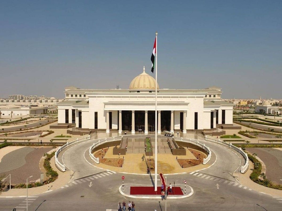 المؤبد لياسر العطا وصلاح قوش وعثمان الزبير وخمسة آخرين بقضية الاتجار بالأسلحة وغسل الأموال
