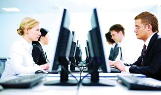 تعاون بين «إنجازات» و«مايكرو فوكس»