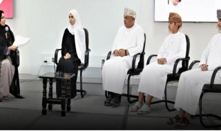 تعليمية الداخلية تنظم جلسة حوارية “عُمان في عيون الناشئة”