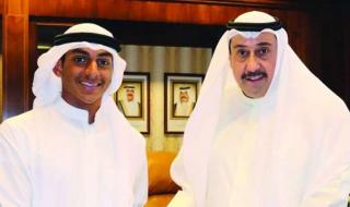 الحمود خلال تكريمه فهد الريس