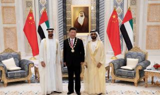 رئيس الدولة ونائباه يهنئون الرئيس الصيني بذكرى اليوم الوطني لبلاده