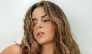 ديمي روز تفجر الانترنت بالسترينغ الفاضح وهي تقود الدراجة ليظهر كل شيء أمام الملاء .. (تخطت الحدود الحمراء)