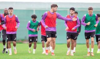 أبها يواجه الرياض «تجريبيّا»