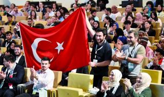 فلسطين تواجه لبنان في نهائي «مناظرات الجامعات»