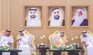 الحكام وأولياء العهود يواصلون استقبال المهنئين بالعيد