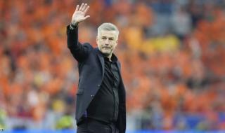 يوردانيسكو بعد خروج رومانيا: أنا مرهق.. وعائلتي تحتاجني