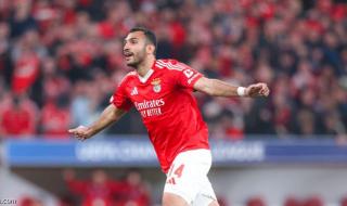 بنفيكا يطيح بموناكو