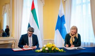 عبدالله بن زايد يلتقي وزيرة خارجية فنلندا ويبحثان تعزيز مسارات التعاون الثنائي