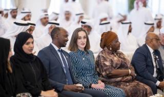رئيس الدولة: تعاون أفراد المجتمع وإيجابيتهم جزء أساسي في إنجاح البرامج التنموية